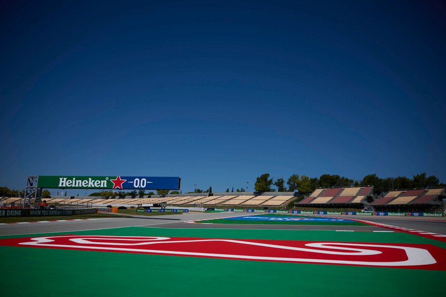 F1 title odds: McLaren, Ferrari, Mercedes and Red Bull battle as ‘flexi-wing’ saga concludes