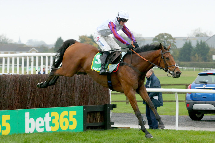Ted's Treble | Racing picks from Ascot and Wetherby