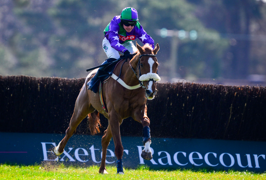 IMAGO: Ed's off to Exeter for the action at the Haldon Gold Cup