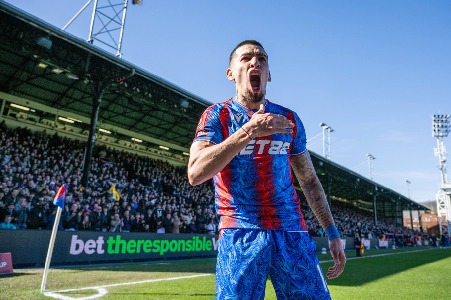 IMAGO Crystal Palace wing-back Daniel Munoz in action&nbsp;