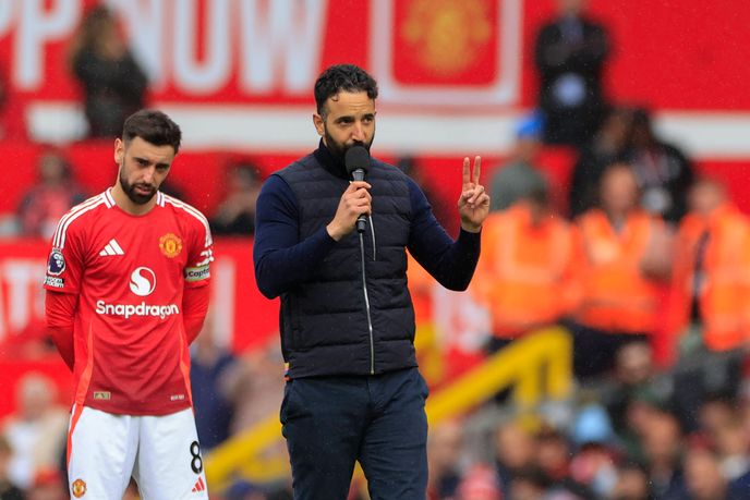 Man Utd transfer odds: Garnacho poised for exit