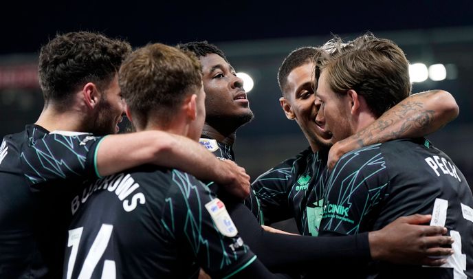 Sheffield United clear favourites for Championship playoffs