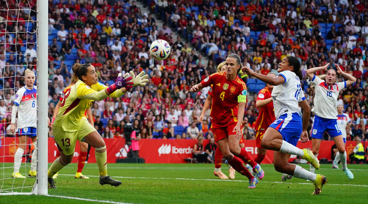 Spain favourites for Women's Euros, ahead of England and France