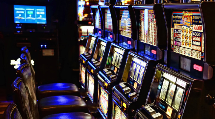 Casino games with the lowest house edge