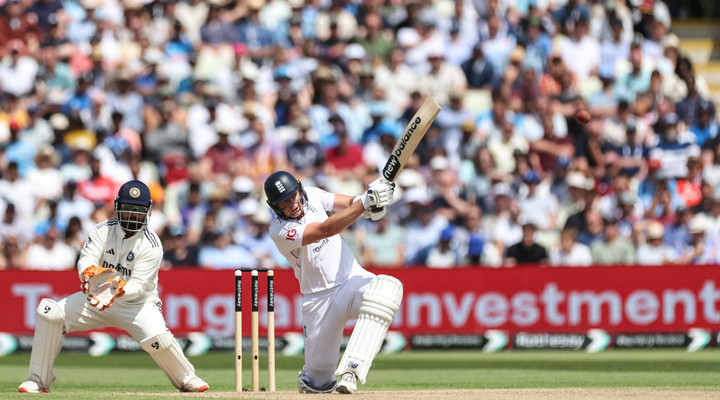 England 11/2 to claw back second Test after India quick wickets