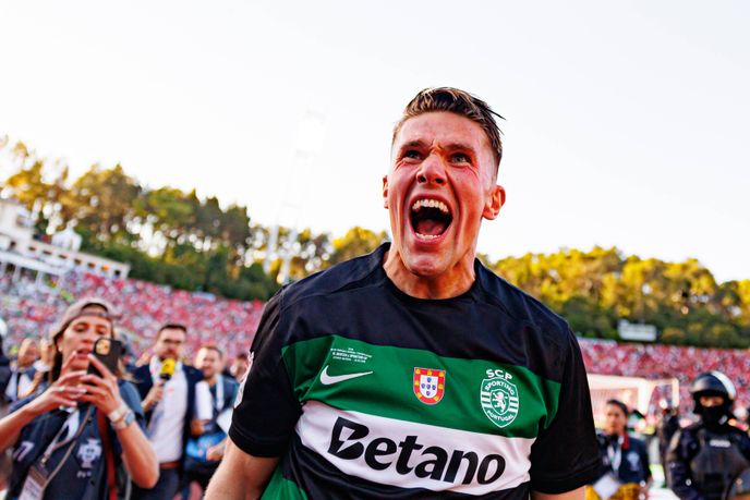 European transfer odds: Barcelona and Juventus to get attackers 