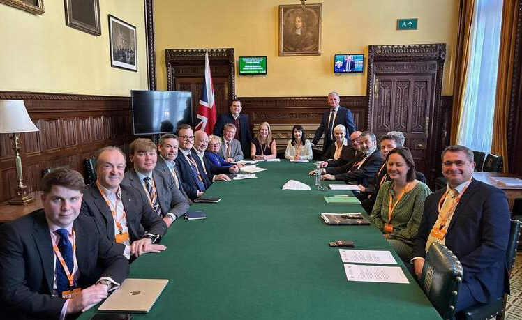 Shadow cabinet hosts roundtable with UK gambling operators