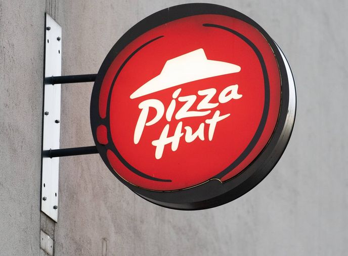 Pizza Hut faces backlash after offering free spins to customers