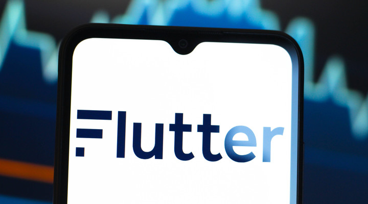 Flutter announces revenue increase of 8% for Q1