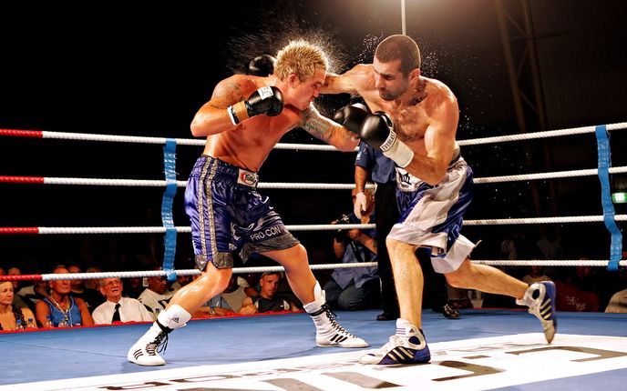 Boxing betting explained: A guide to betting on professional boxing online