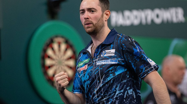 Paddy Power to donate £1k to Prostate Cancer UK for every 180 scored at WDC