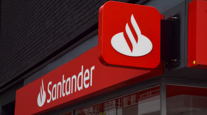 Santander criticised for anti-gambling emails sent out to customers 