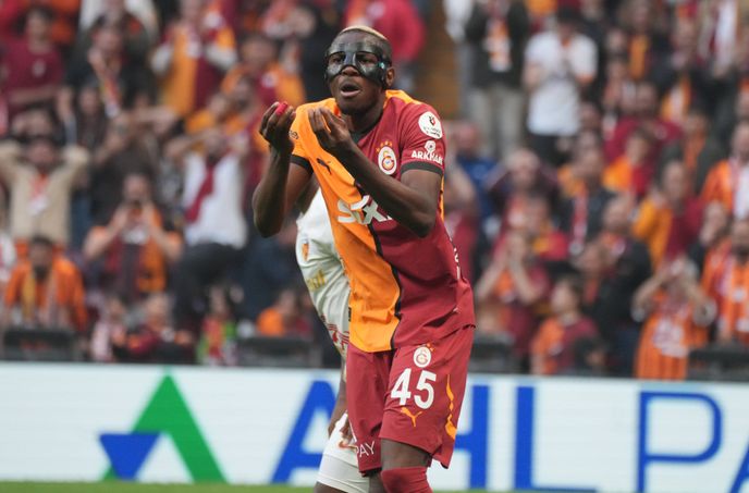Victor Osimhen next club odds: Galatasaray deal more likely than Man Utd
