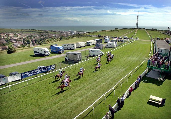 Ted's Treble - racing picks from Brighton and Musselburgh