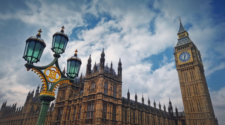 Gambling Act reforms: Rank Group prepares 882 new games for Grosvenor estate