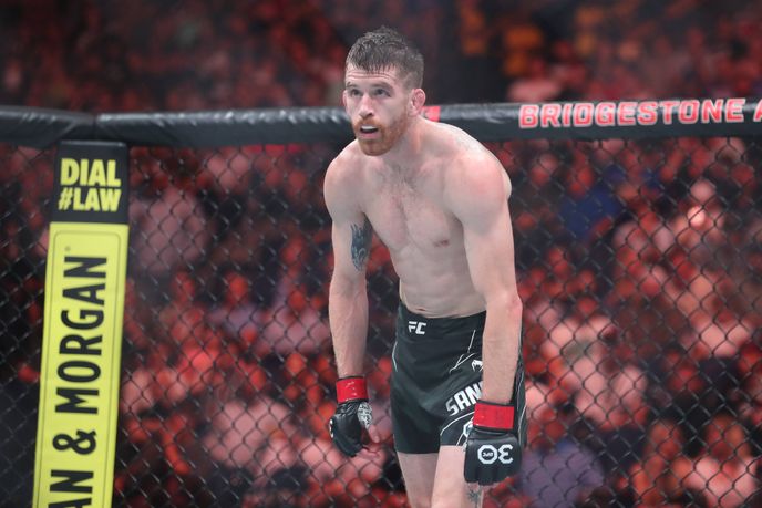 UFC Des Moines: Cory Sandhagen vs Deiveson Figueiredo betting tips