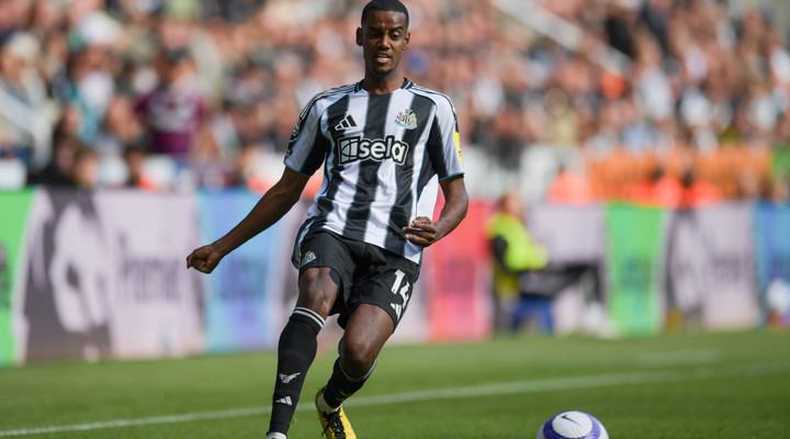 Liverpool transfer odds: Isak most likely to join out of striker targets
