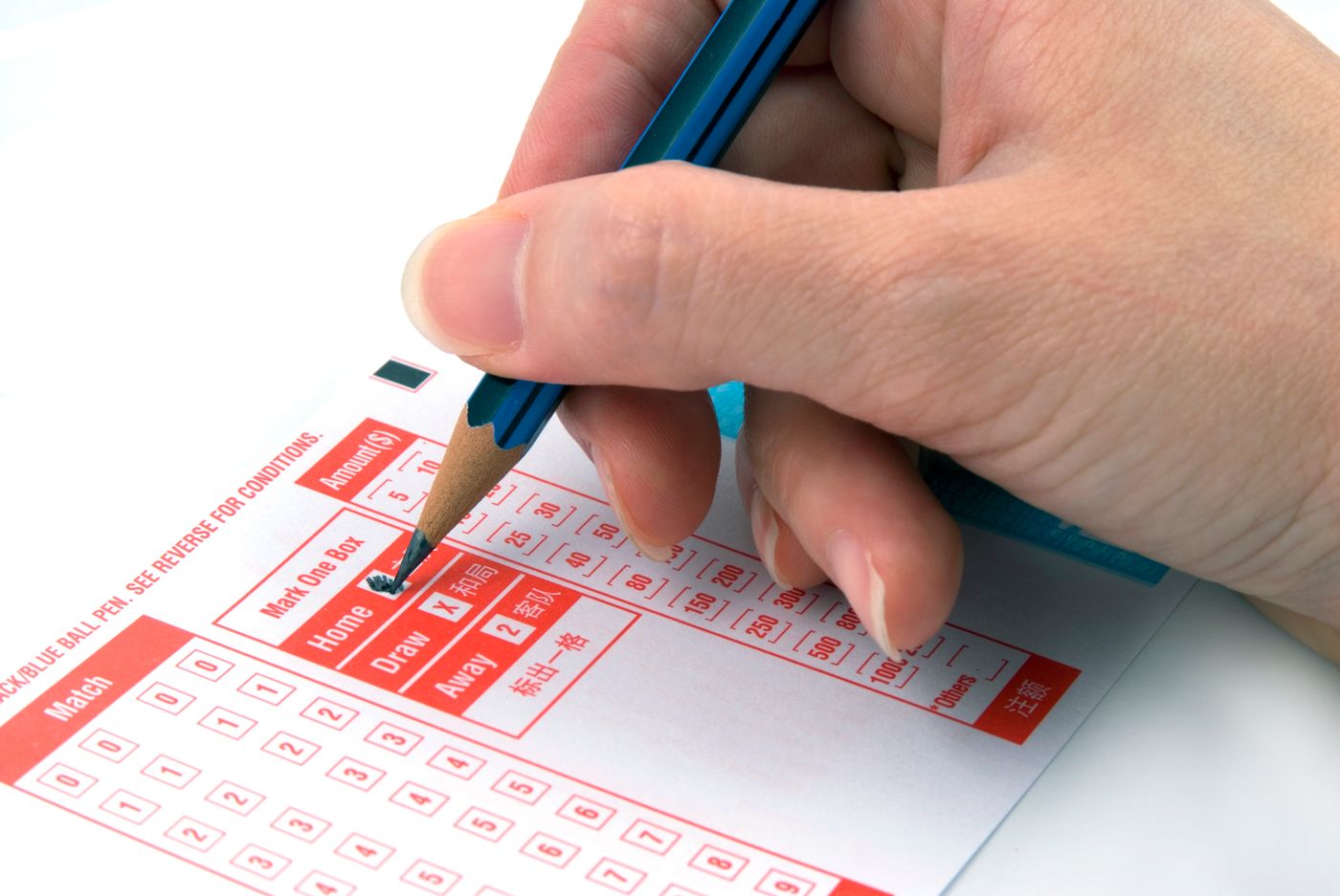 How to fill in a betting slip - at the high street bookies and online